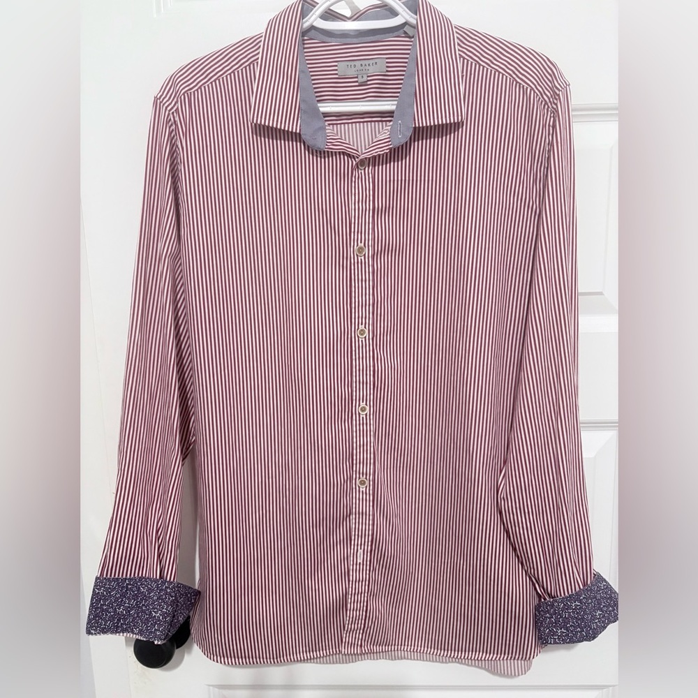 Ted Baker Men's Red and White Striped Dress Shirt Size Small